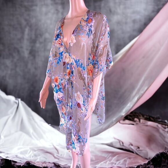 Mauve floral l Open Kimono l Sheer l Slitted l OS l EUC - Picture 3 of 7